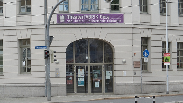 THEATER_007